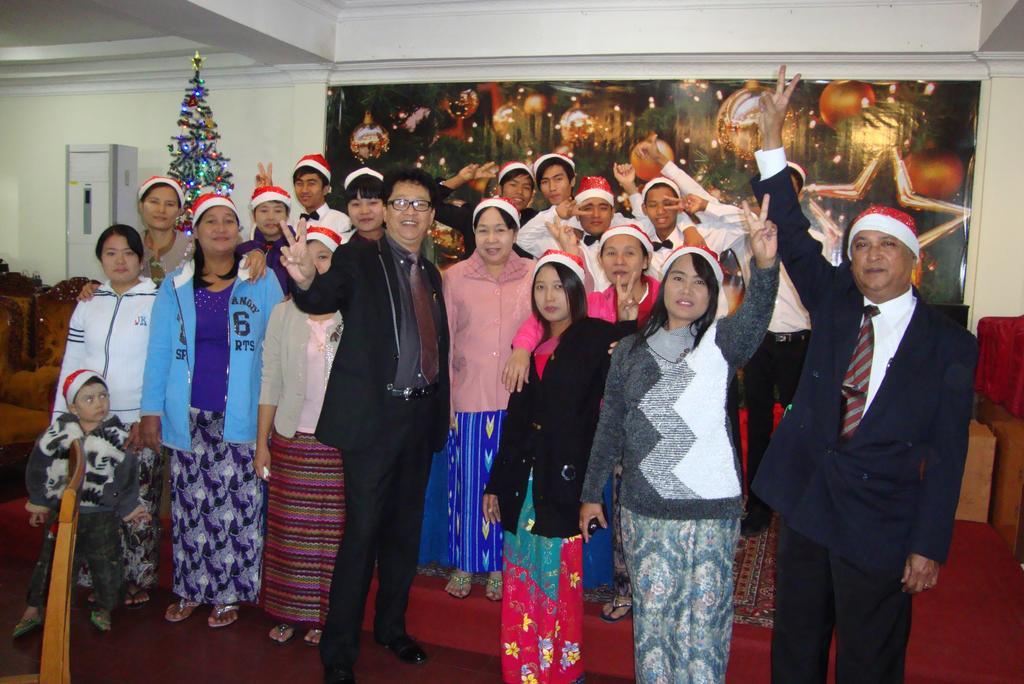 מנדלאי Nadi Myanmar Hotel מראה חיצוני תמונה