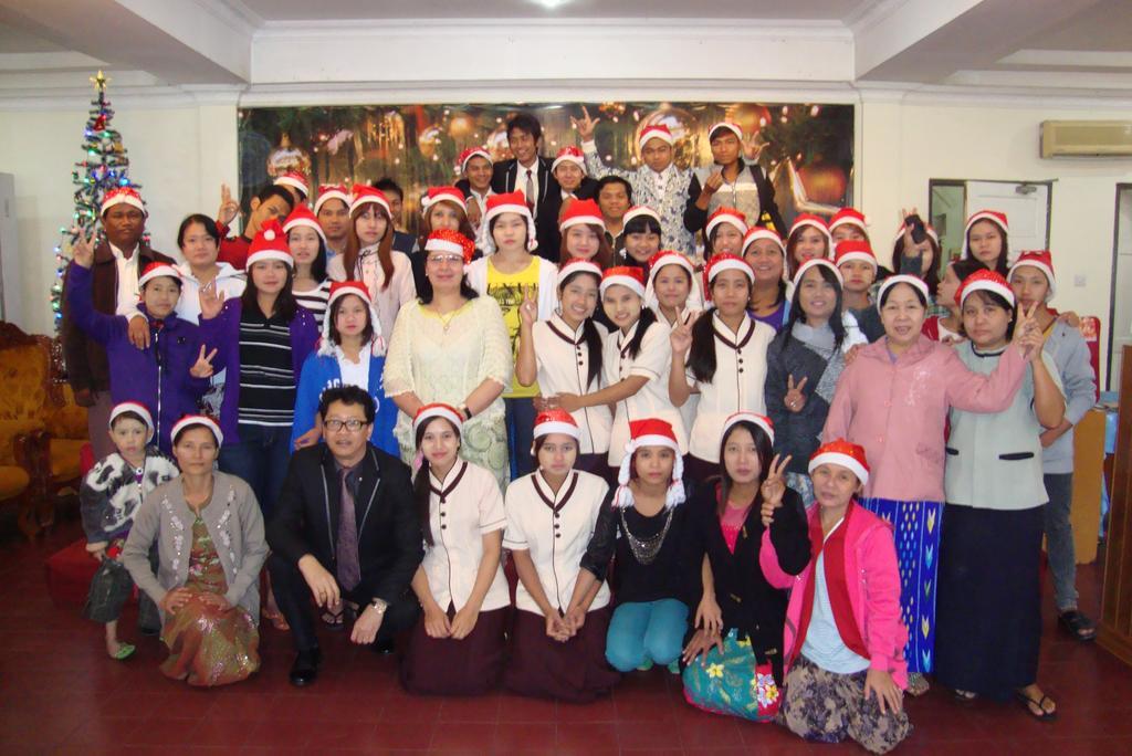 מנדלאי Nadi Myanmar Hotel מראה חיצוני תמונה