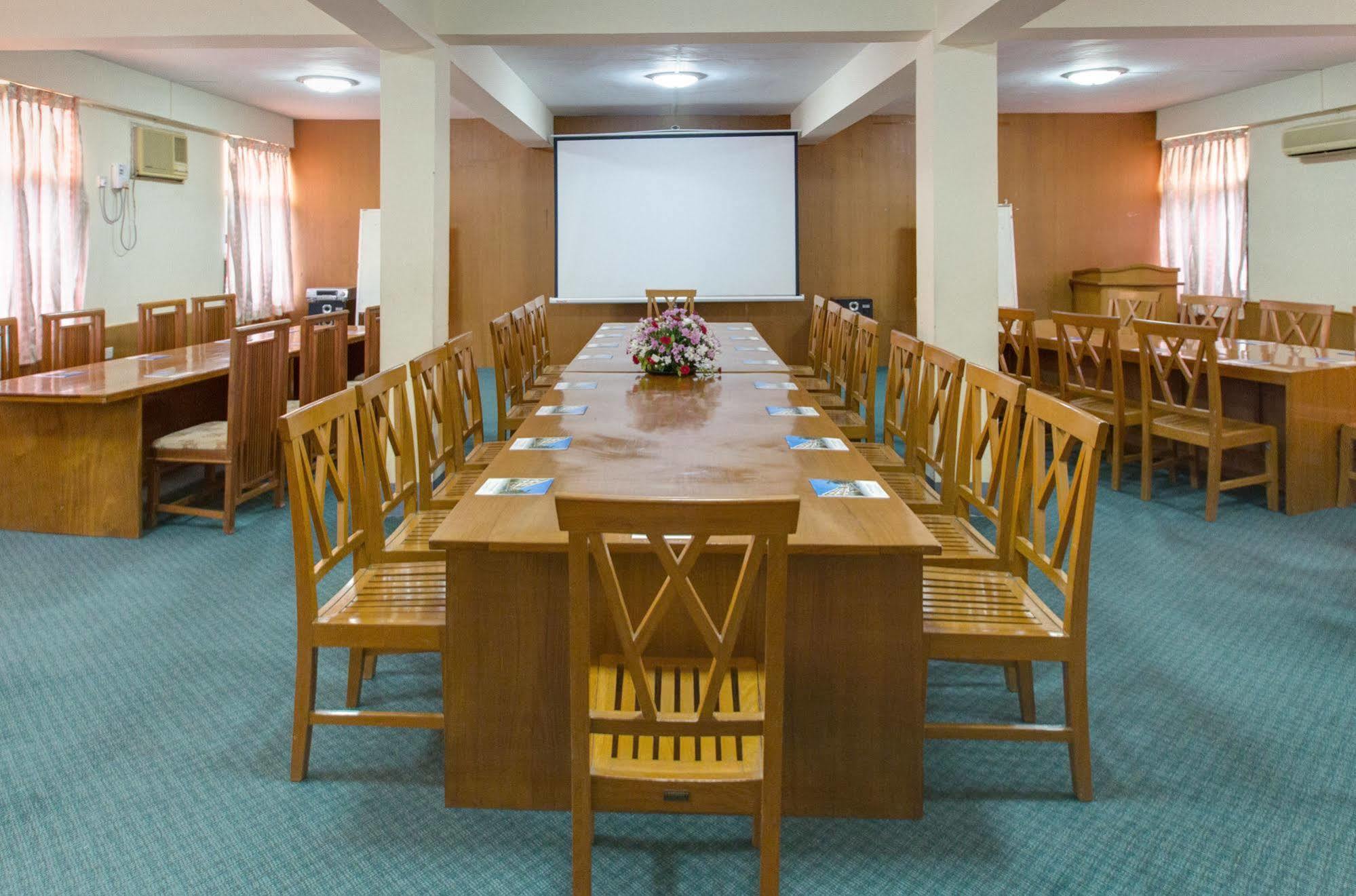 מנדלאי Nadi Myanmar Hotel מראה חיצוני תמונה