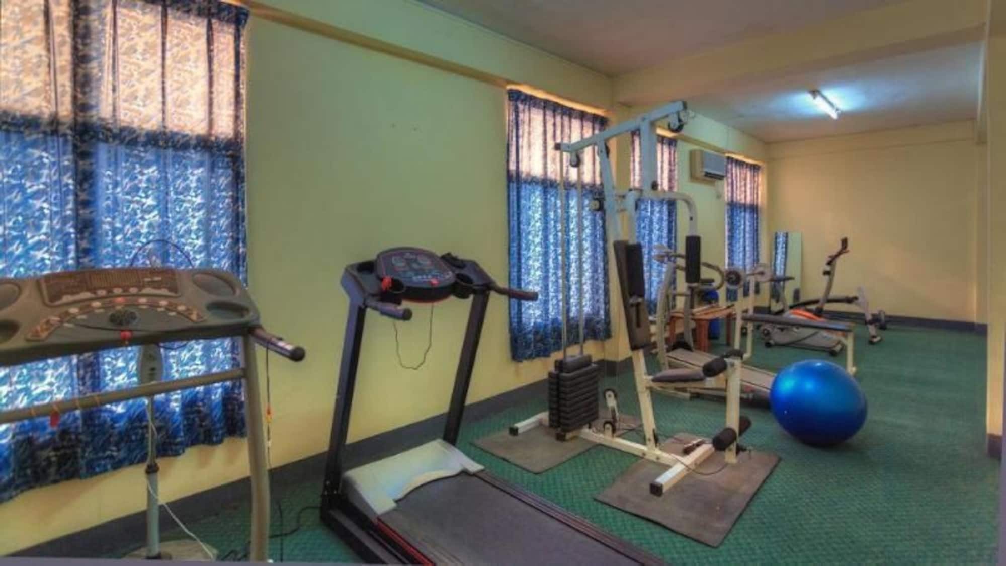 מנדלאי Nadi Myanmar Hotel מראה חיצוני תמונה